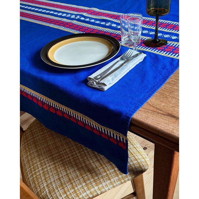 Bl juledug m vvning, 130 x 117 cm