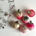 Pastel/neon strawberries, set of 6