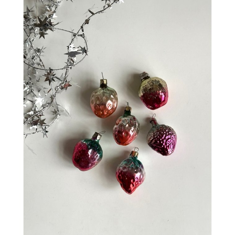 Metallic strawberries, set of 6
