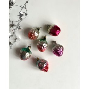 Metallic strawberries, set of 6