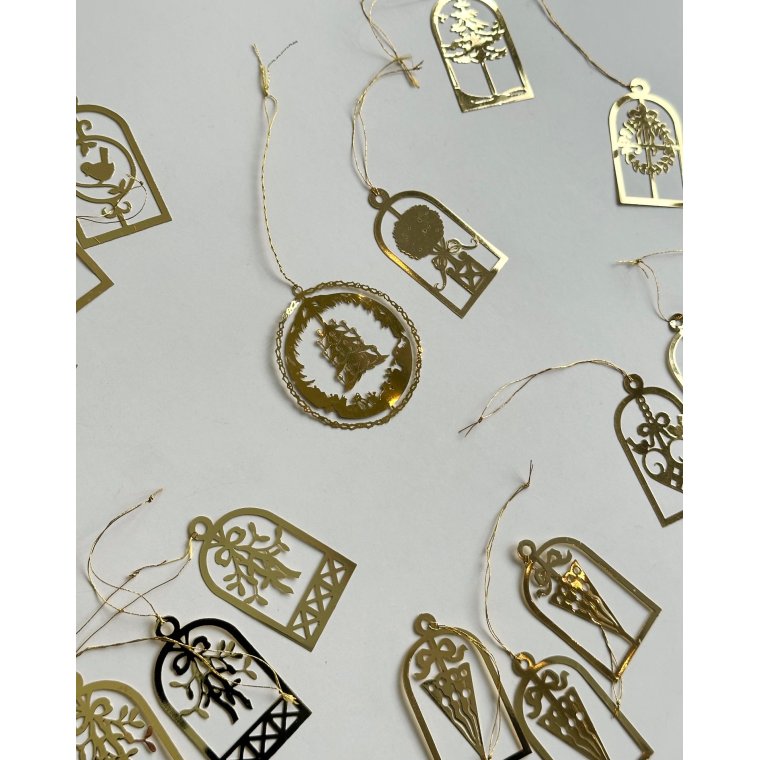 Ornaments, golden metal, set of 15
