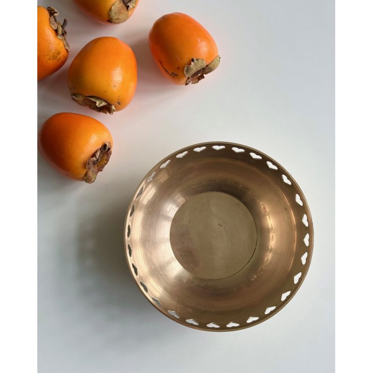 Brass bowl w perforated hearts trim