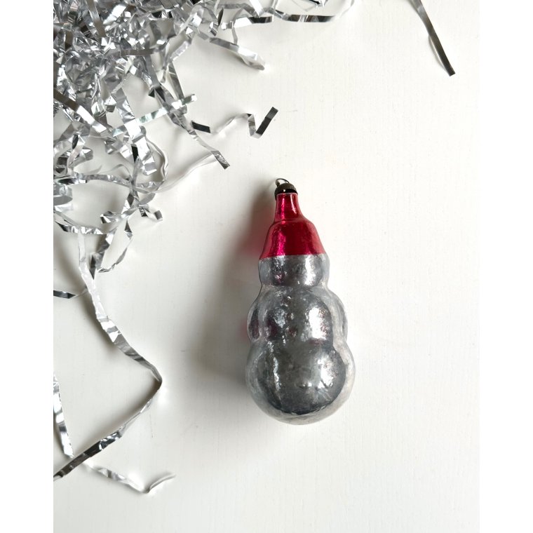 Silver snowman w pink hat