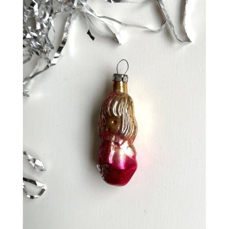 Little girl, golden/red