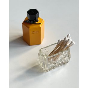 Lille b�ger, slebet glas