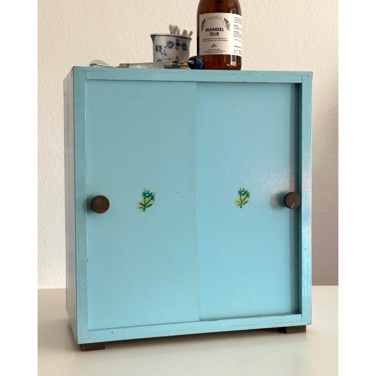 Vintage dukkeskab m 2 lger