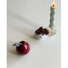 Teardrop shaped mini vase