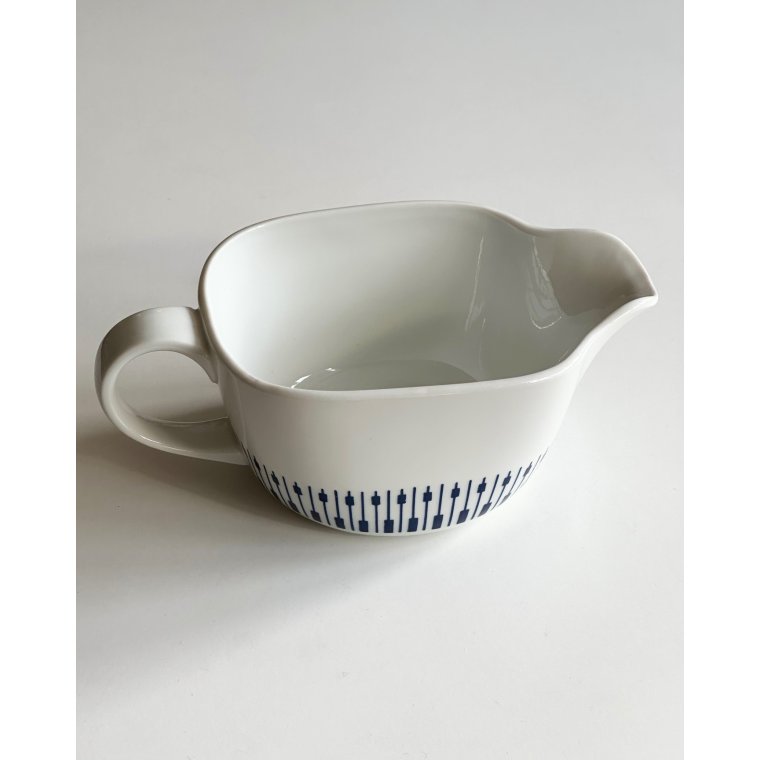 Gravy boat, Tangent