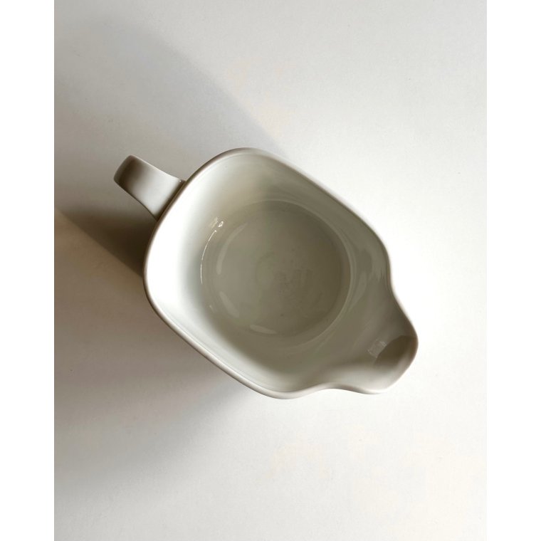 Gravy boat, Tangent