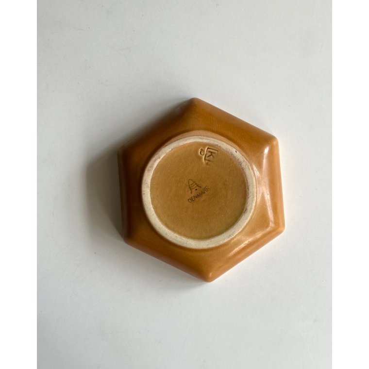 Aluminia ceramic dish, NB