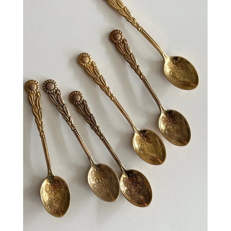 Mokkaskeer, forgyldte m blomster, Denmark, 6 stk samlet