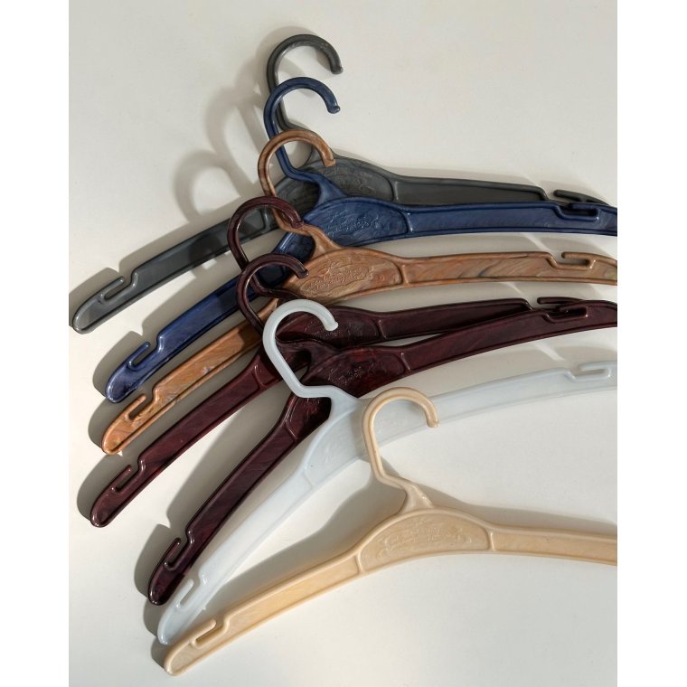 Retro plastikb�jler, ass. farver, 7 stk samlet