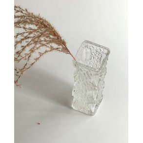 Oberglas Austria, kantet vase