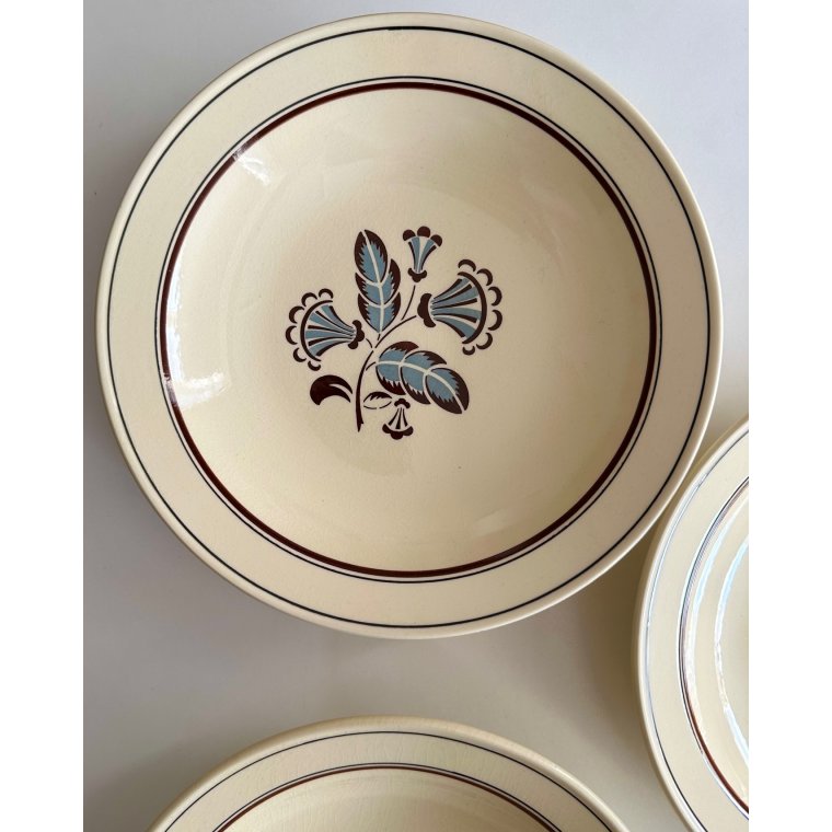 Dybe fajancetallerkner, 3 stk samlet