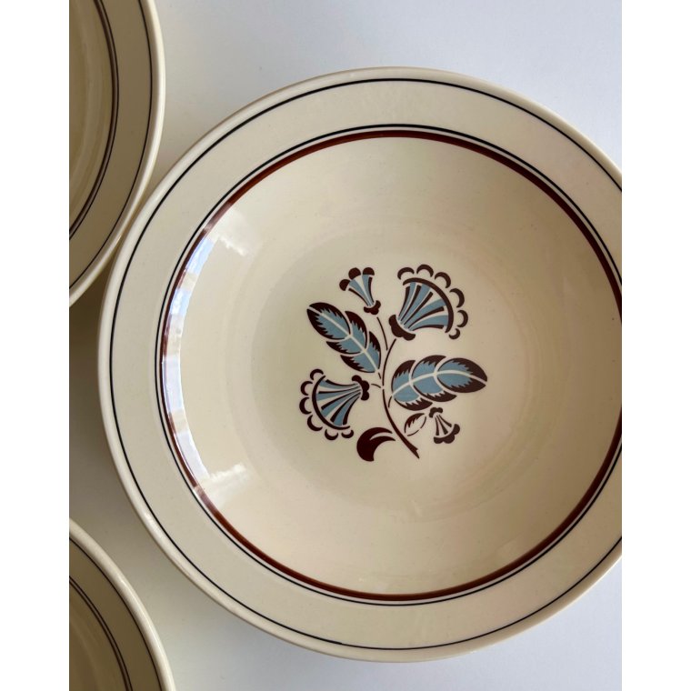 Dybe fajancetallerkner, 3 stk samlet