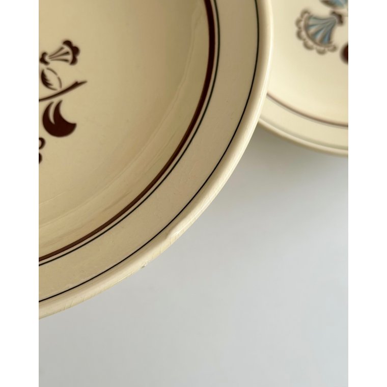 Dybe fajancetallerkner, 3 stk samlet