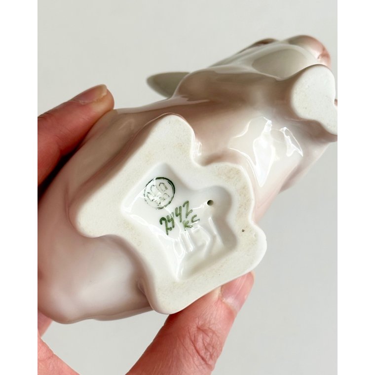 Bing & Gr�ndahl, kanin nr 2442