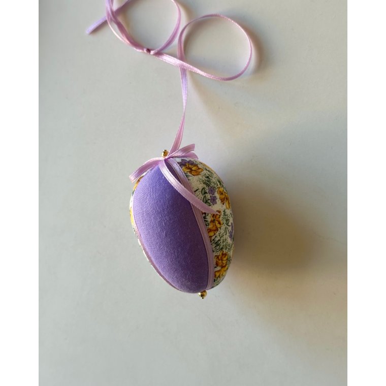 Small Easter egg, purple w flowers