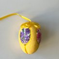 Small easter egg, yellow w flowers