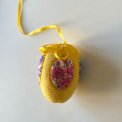 Small easter egg, yellow w flowers