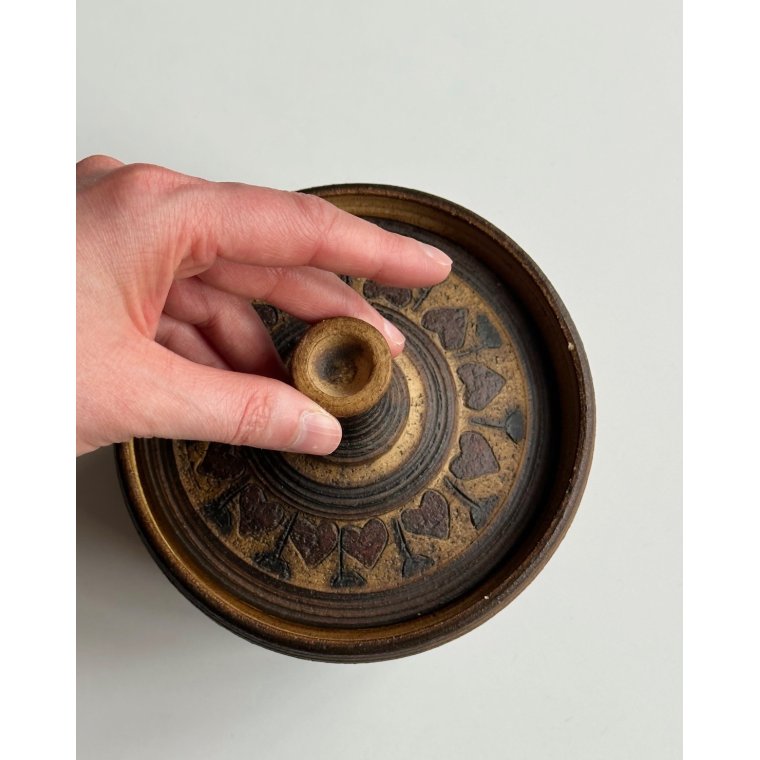 L�gkrukke, Jette Heller�e