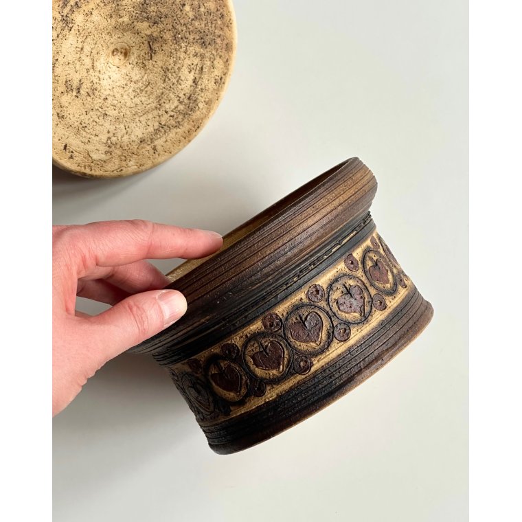 L�gkrukke, Jette Heller�e