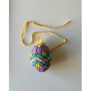 Big Easter egg, pastelles w silver balls