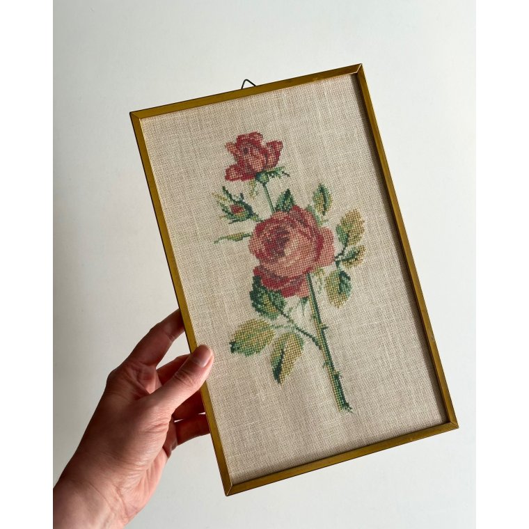Broderi, rd rose