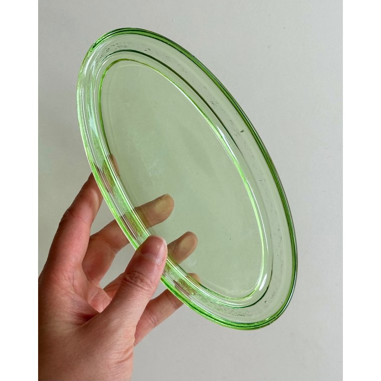 Oval glasbakke