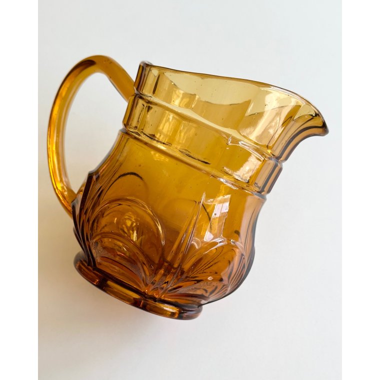 Jug, Nanna, amber glass