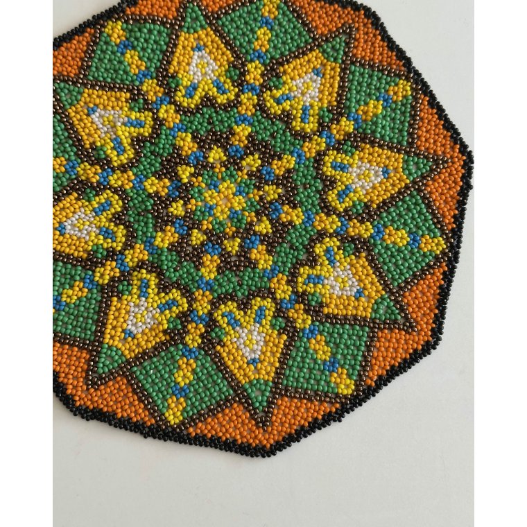 Pearl-stitched doily, multicolored