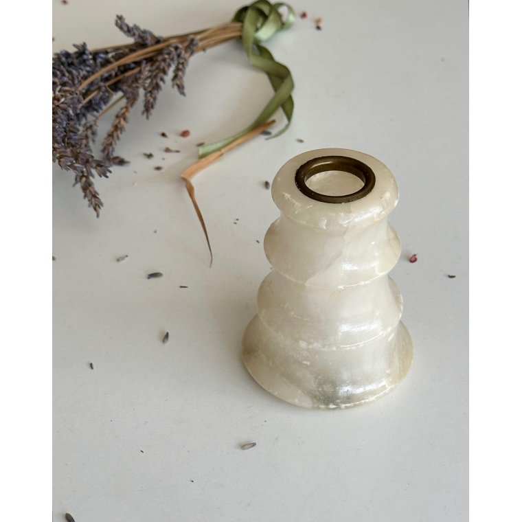 Miniature vase, alabaster