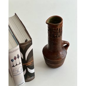 Arnold Wiigs Fabrikker, keramikvase