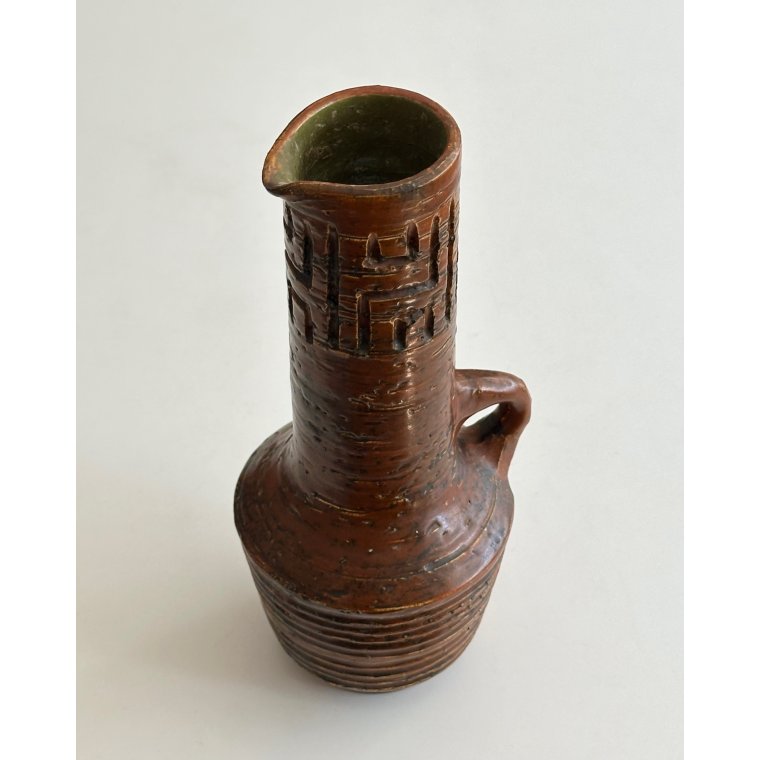 Arnold Wiig's Factories, ceramic vase