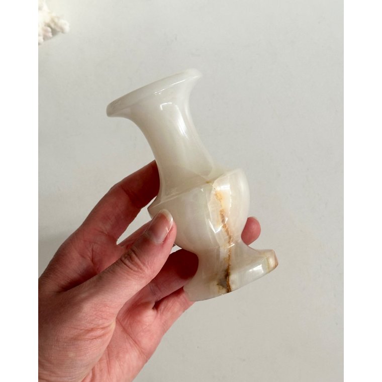 Small vase, white onyx