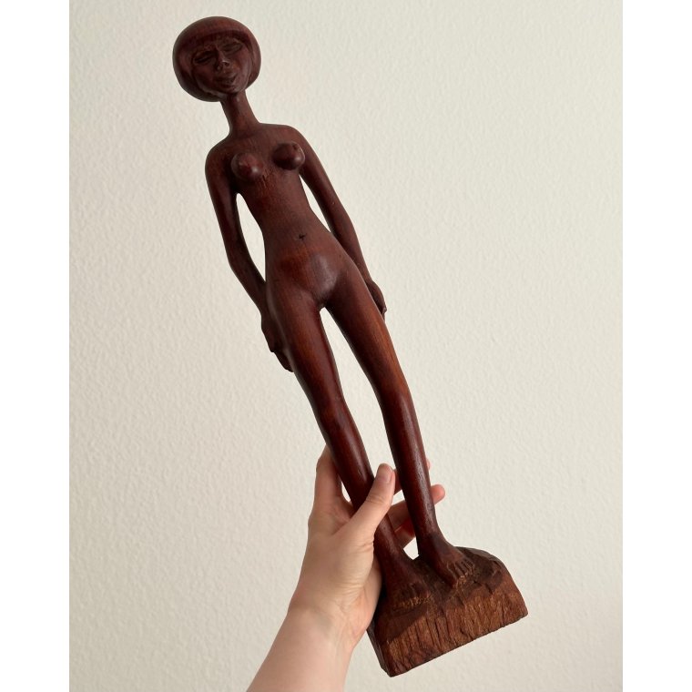 H�j tr�figur, kvinde