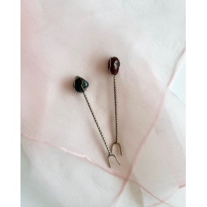 Plgsgafler m halvdelstene, 2 stk samlet