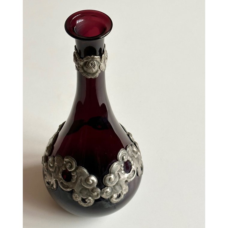 Antik karaffel uden prop, aubergine