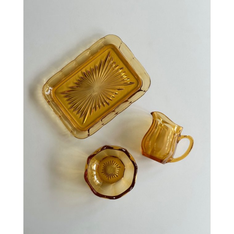 Sukker- og fldest, ravfarvet glas