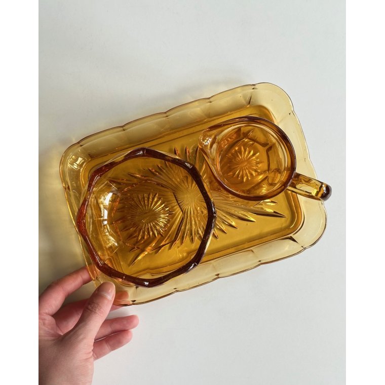 Sukker- og fldest, ravfarvet glas