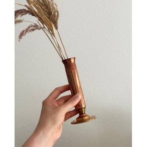 Slender vase, copper/brass