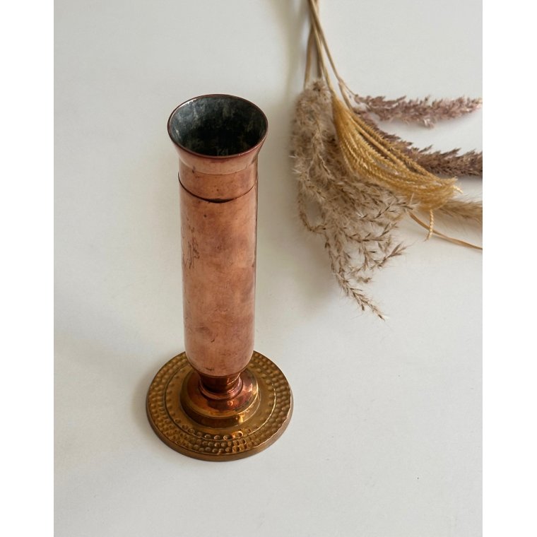 Slender vase, copper/brass