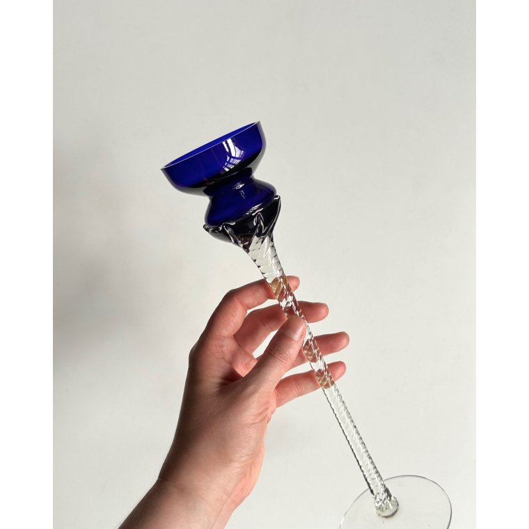 Hj glasstage, bl kumme og snoet stilk