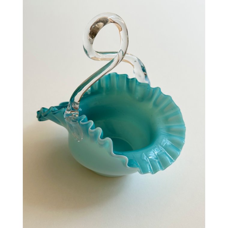 Ruffled dish w handle, light blue
