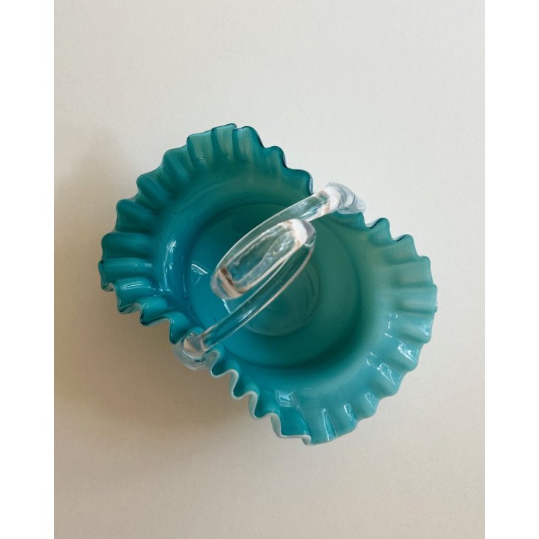 Ruffled dish w handle, light blue