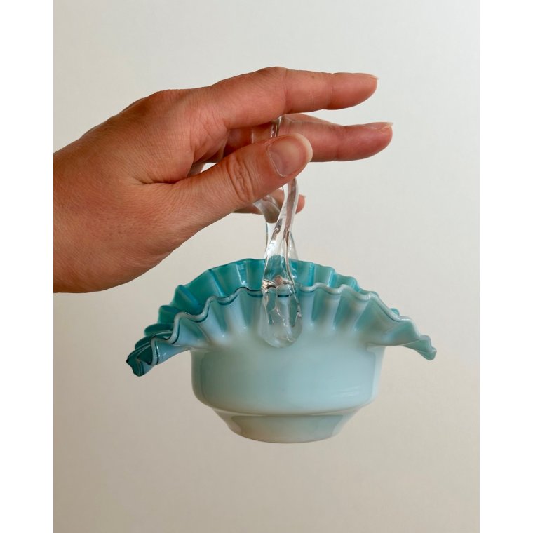 Ruffled dish w handle, light blue
