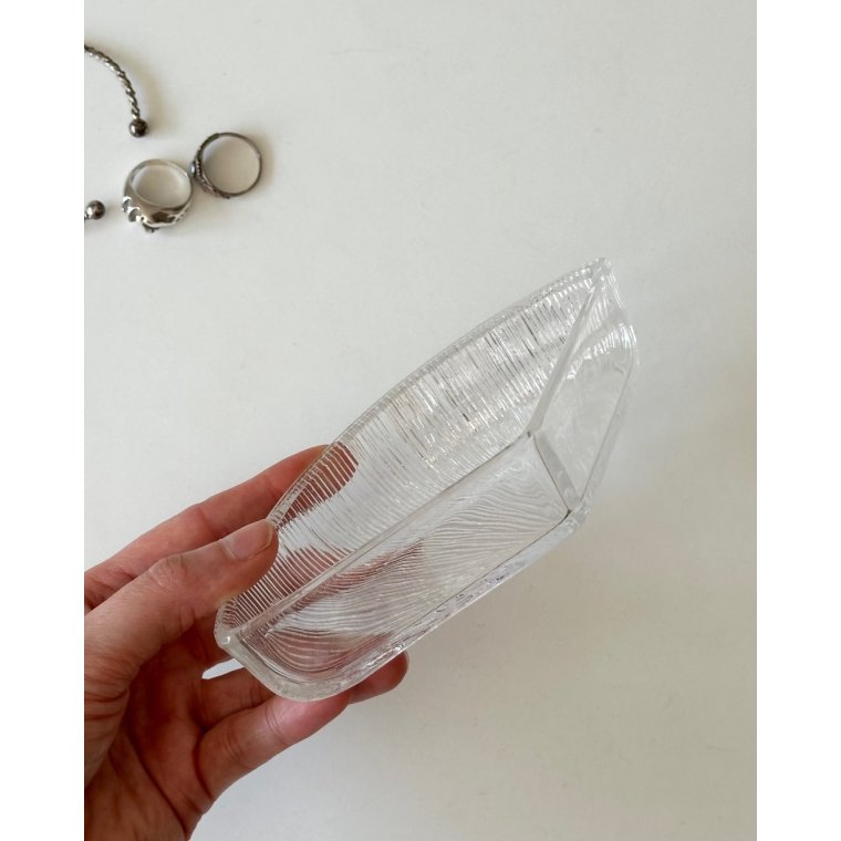 Small ruffled dish, pressed crystal