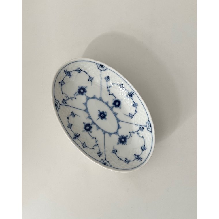 Bing and Grndahl Blue oval dish no. 314, 2. sort. 