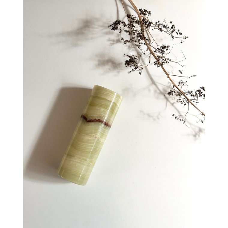 Cylindrisk stenvase