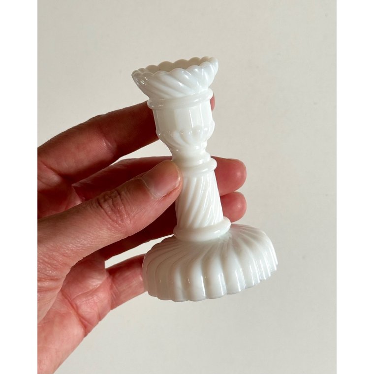 Minilysestage til juletr�slys, hvidt opalineglas